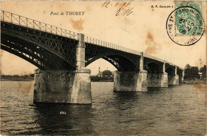 Carte postale ancienne Saint-Germain-du-Plain Pont de Thorey France à Saint-Germain-du-Plain