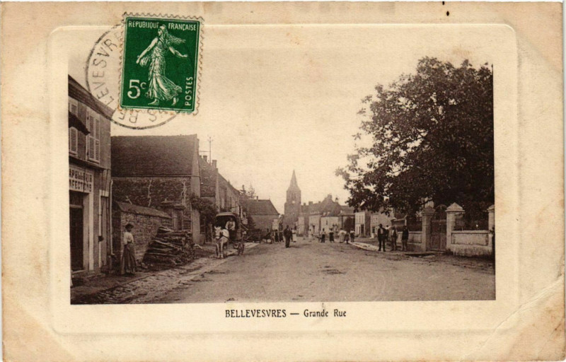 Carte postale ancienne Bellevesvres Grande Rue France à Bellevesvre