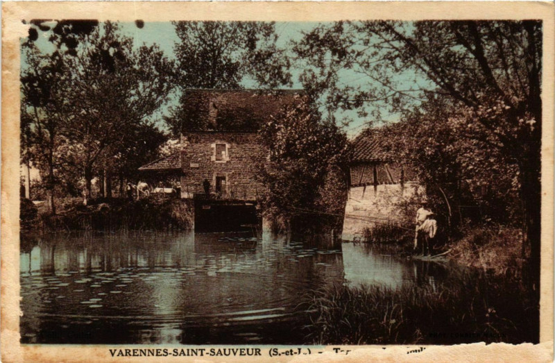 Carte postale ancienne Varennes Saint Sauveur France à Varennes-Saint-Sauveur