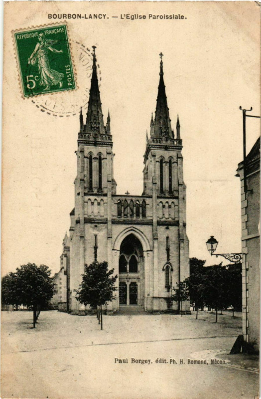 Carte postale ancienne Bourbon-Lancy L'Eglise Paroissiale France à Bourbon-Lancy