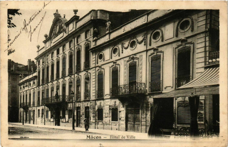 Carte postale ancienne Macon Hotel de Ville France à Mâcon
