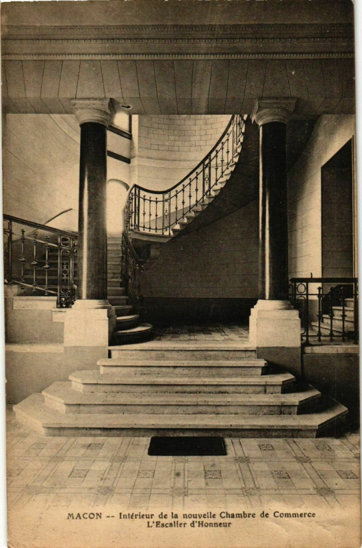Carte postale ancienne Macon Interieur de la nouvelle Chambre France à Mâcon