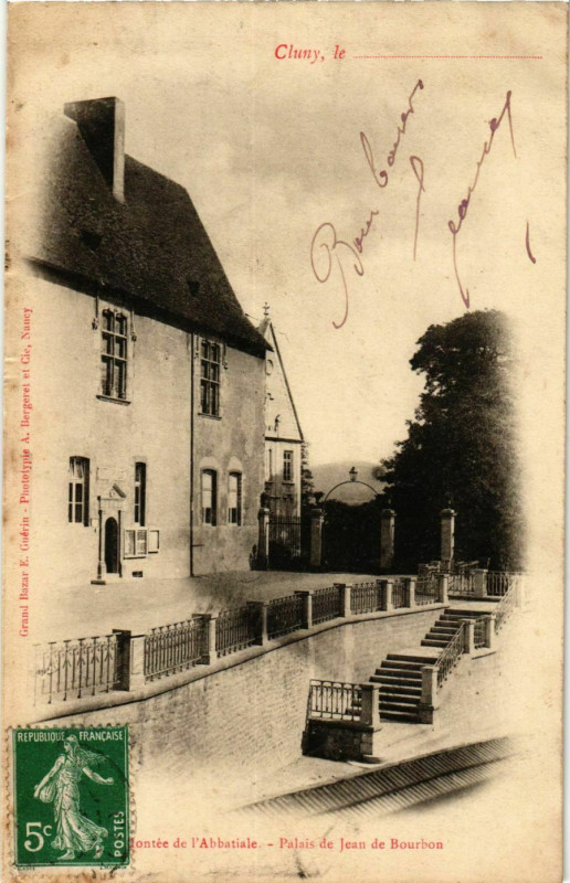Carte postale ancienne Cluny Palais de Jean de Bourbon France à Cluny