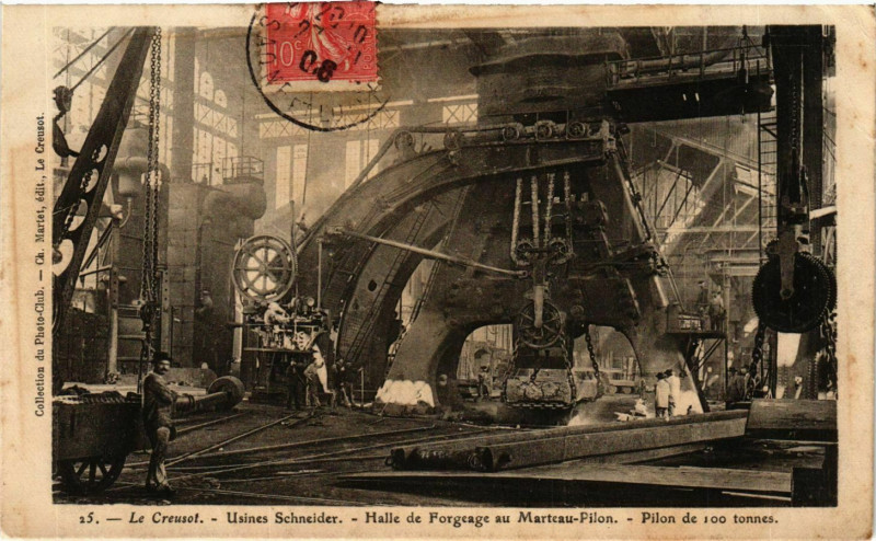 Carte postale ancienne Le Creusot Halle de Forgeage au Marteau Pilon France au Creusot