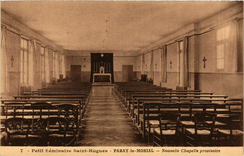 Carte postale ancienne Paray le Monial Nouvelle Chapelle provisoire France à Paray-le-Monial