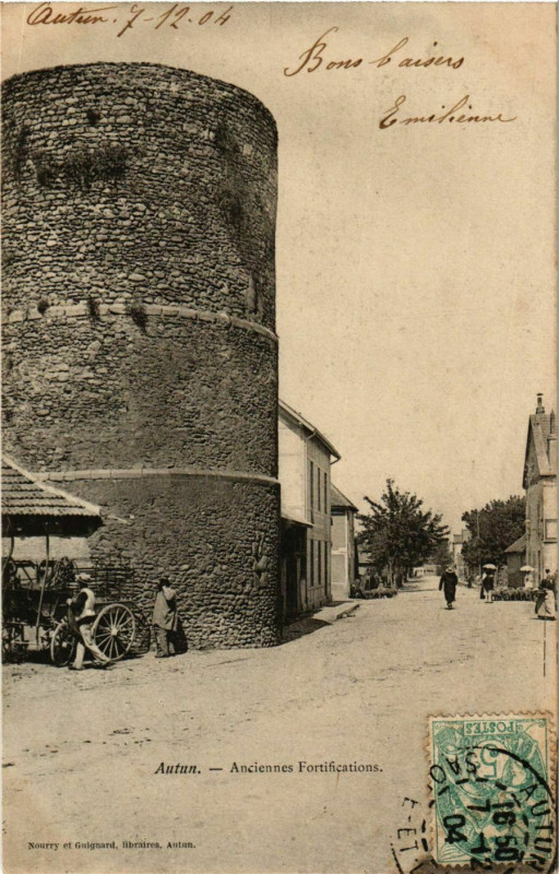 Carte postale ancienne Autun Anciennes Fortifications France à Autun