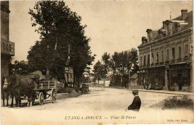 Carte postale ancienne Etang-s-Arroux Place Saint-Pierre
