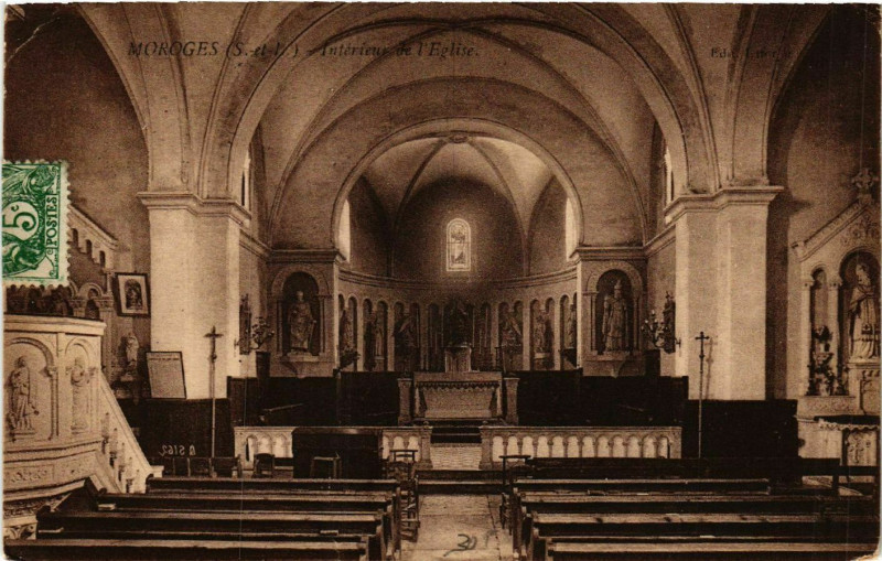 Carte postale ancienne Moroges - Interieur de l'Eglise à Moroges