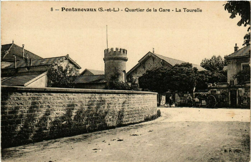 Carte postale ancienne Pontanevaux - Quartier de a Gare - La Tourelle