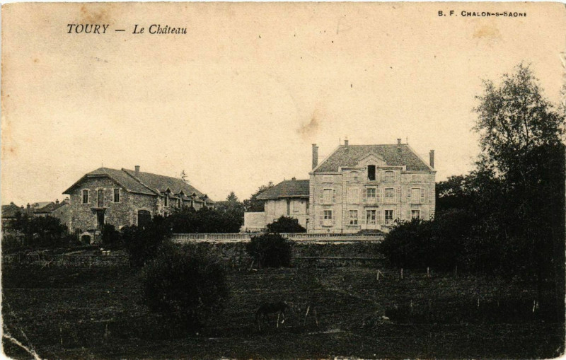 Carte postale ancienne Toury - Le Chateau à Château