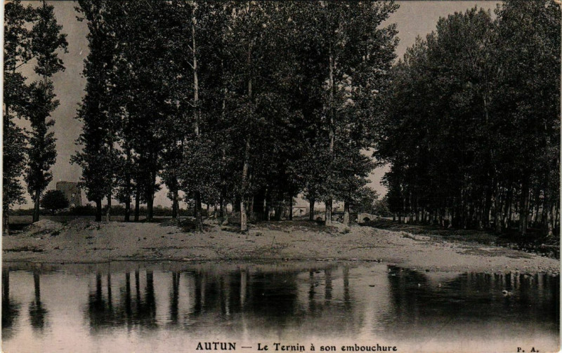 Carte postale ancienne Autun - Le Ternin a son embouchure à Autun