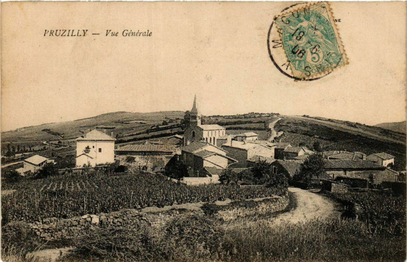 Carte postale ancienne Pruzilly - Vue générale à Pruzilly