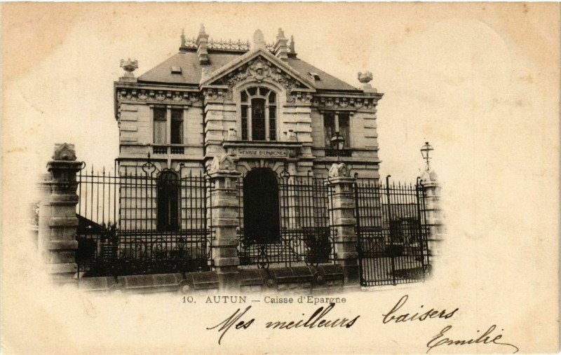 Carte postale ancienne Autun - Caisse d'Epargne à Autun