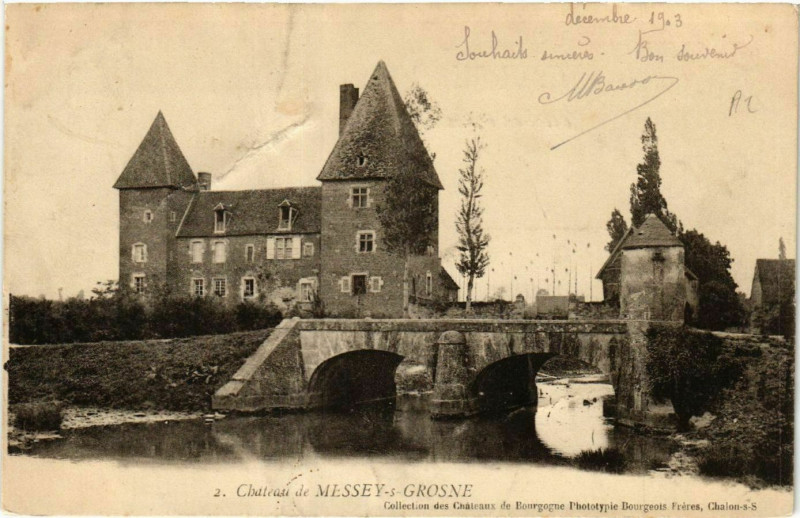 Carte postale ancienne Chateau de Messey-s-Grosne à Château