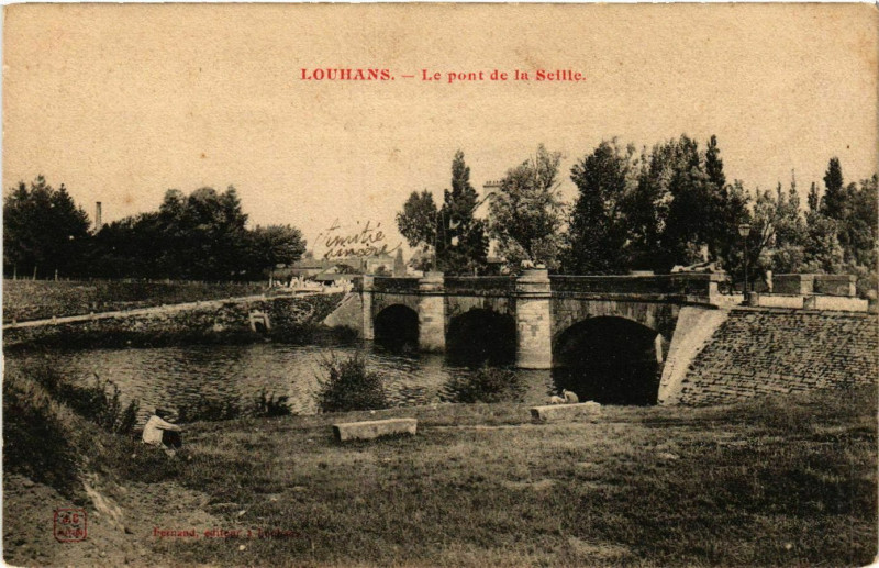 Carte postale ancienne Louhans - Le pont de la Seille à Louhans
