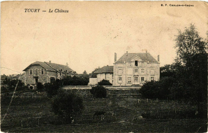 Carte postale ancienne Toury - Le Chateau à Château