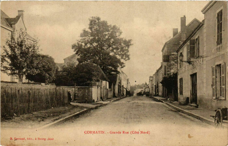 Carte postale ancienne Cormatin - Grande Rue - Cote Nord à Cormatin