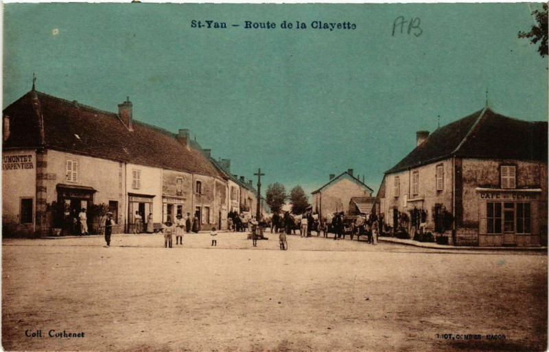 Carte postale ancienne Saint-Yan - Route de la Clayette à Saint-Yan