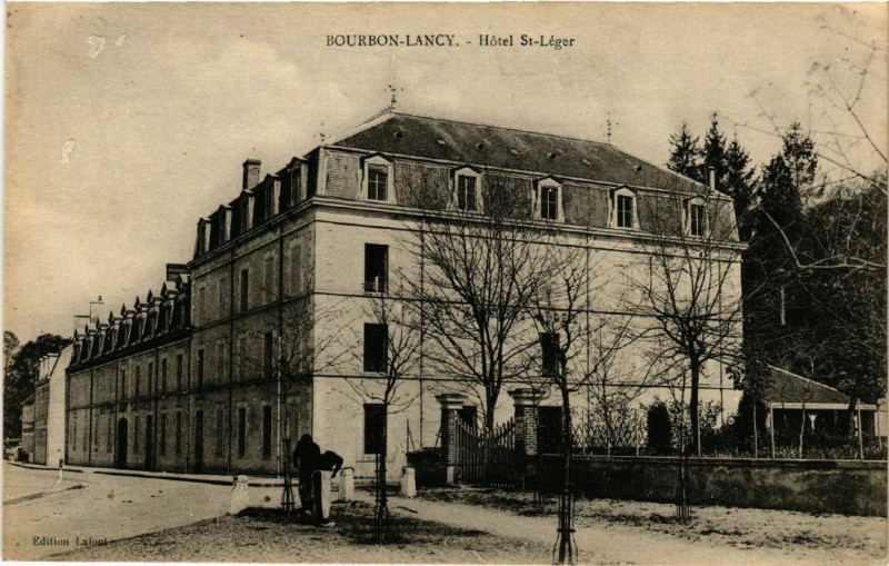 Carte postale ancienne Bourbon-Lancy - Hotel Saint-Leger à Bourbon-Lancy