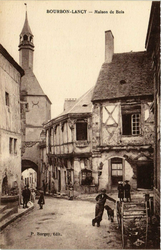 Carte postale ancienne Bourbon-Lancy - Maison de Bois à Bourbon-Lancy
