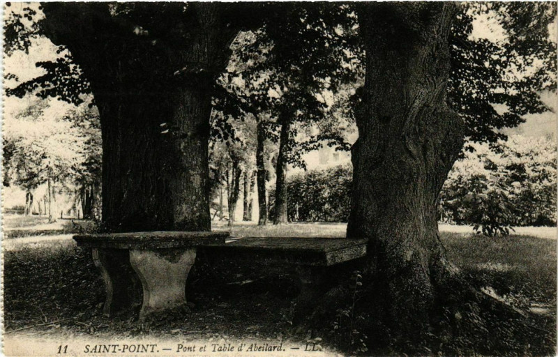 Carte postale ancienne Saint-Point - Pont et Table d'Abeilard à Saint-Point