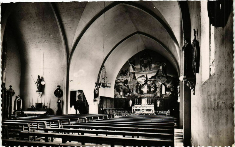Carte postale ancienne Mervans - Interieur de l'Eglise à Mervans