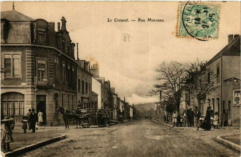 Carte postale ancienne Le Creusot - Rue Marceau au Creusot