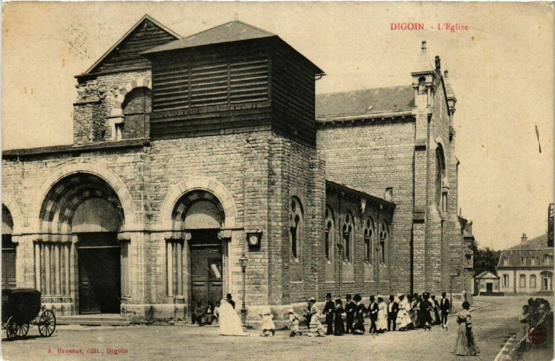Carte postale ancienne Digoin - L'Eglise à Digoin