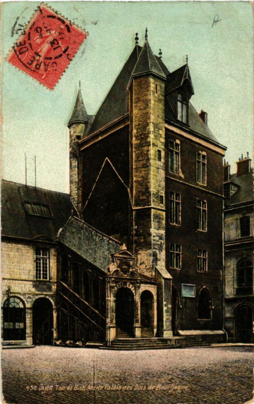 Carte postale ancienne Dijon - Tour de Bar - Ancien Palais des Ducs de Bourgogne à Dijon