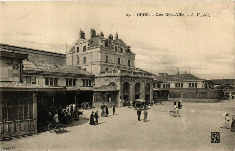 Carte postale ancienne Dijon - Gare Dijon-Ville à Dijon