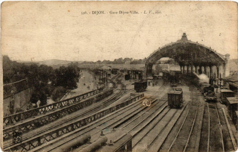 Carte postale ancienne Dijon - Gare Dijon-Ville à Dijon