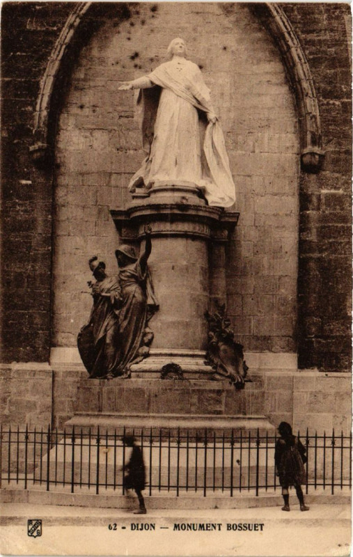 Carte postale ancienne Dijon - Monument Bossuet à Dijon