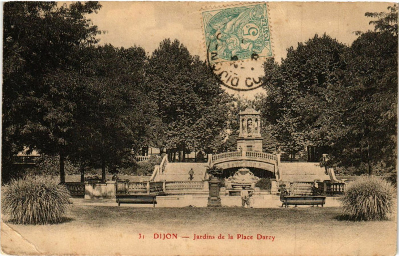 Carte postale ancienne Dijon - Jardins de la Place Darcy à Dijon