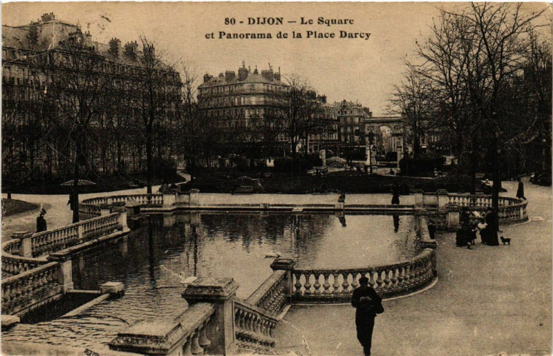 Carte postale ancienne Dijon - Le Square et Panorama de la Place Darcy à Dijon