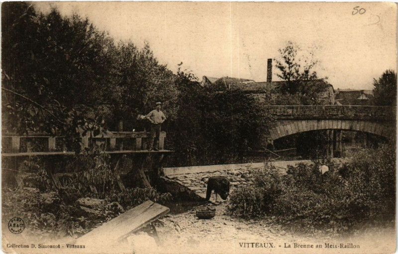 Carte postale ancienne Vitteaux - La Brenne au Meix-Raillon à Vitteaux