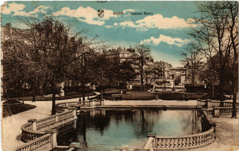 Carte postale ancienne Dijon - Square Darcy à Dijon