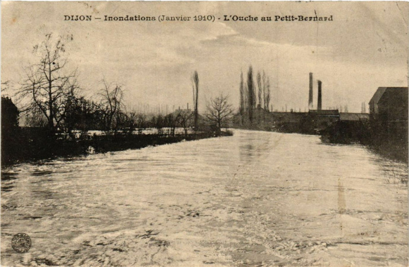 Carte postale ancienne Dijon - Inondations - L'Ouche au Petit-Bernard - Janvier 1910 à Dijon