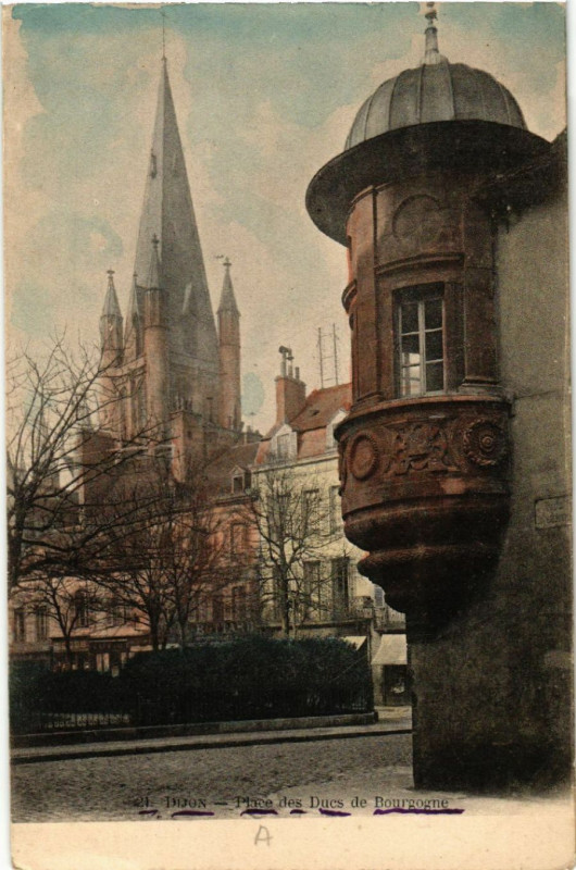 Carte postale ancienne Dijon - Place des Ducs de Bourgogne à Dijon