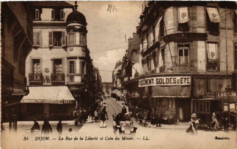 Carte postale ancienne Dijon - La Rue de la Liberté et Coin du Miroir à Dijon