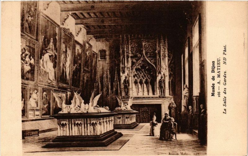 Carte postale ancienne Dijon - Musée de Dijon - La Salle des Gardes à Dijon