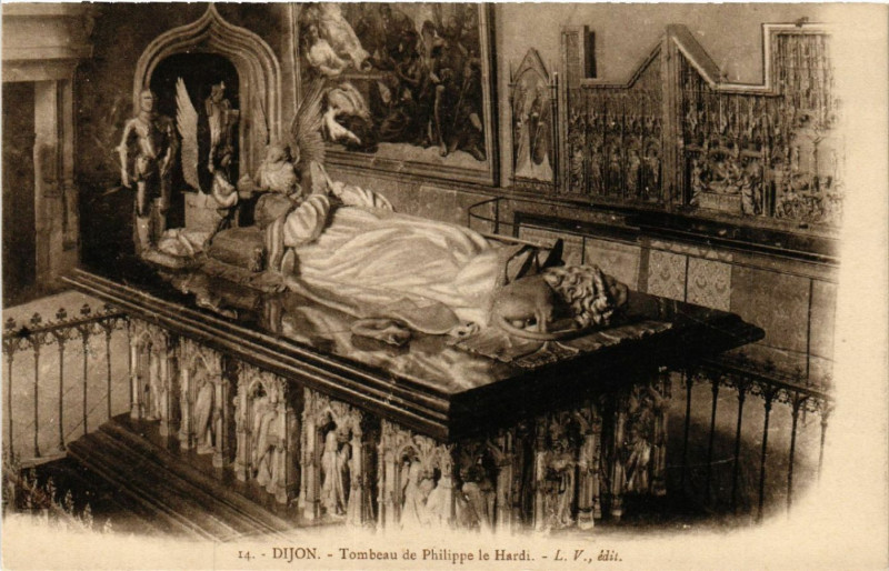 Carte postale ancienne Dijon - Tombeau de Philippe le Hardi à Dijon