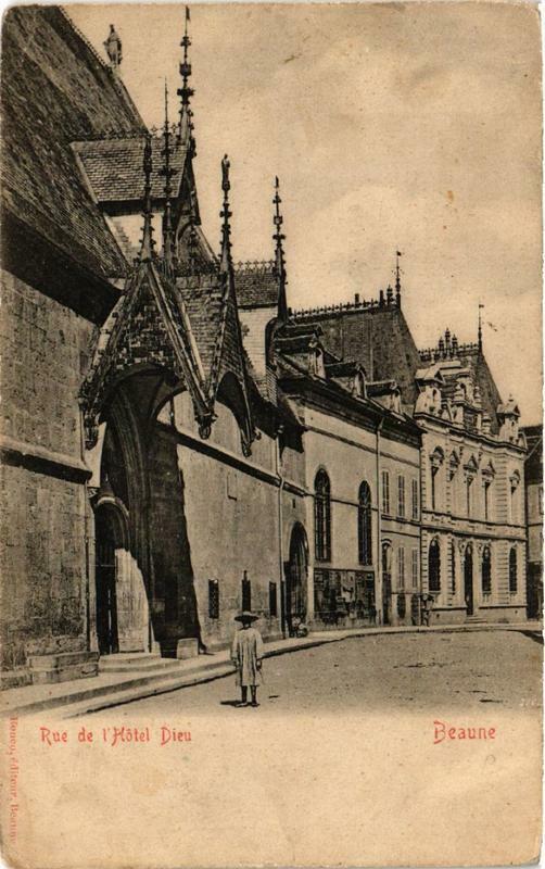 Carte postale ancienne Beaune Rue de l'Hotel Dieu à Beaune