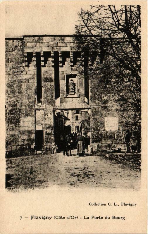 Carte postale ancienne Flavigny La Porte du Bourg