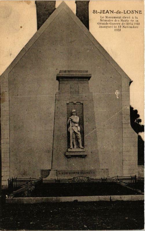 Carte postale ancienne Saint-Jean-de-Losne Le Monument eleve a la Memoire des Morts à Saint-Jean-de-Losne