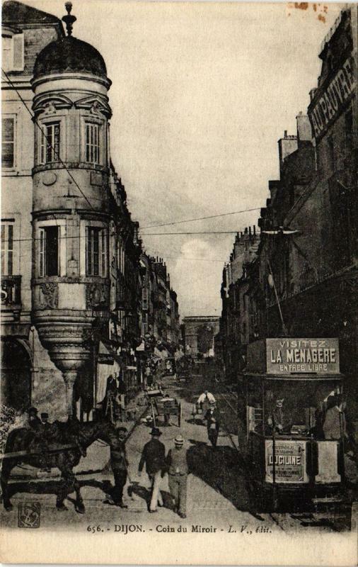 Carte postale ancienne Dijon Coin du Miroir à Dijon