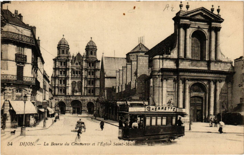 Carte postale ancienne Dijon - La Bourse du Commerce et Eglise Saint-Michel à Dijon