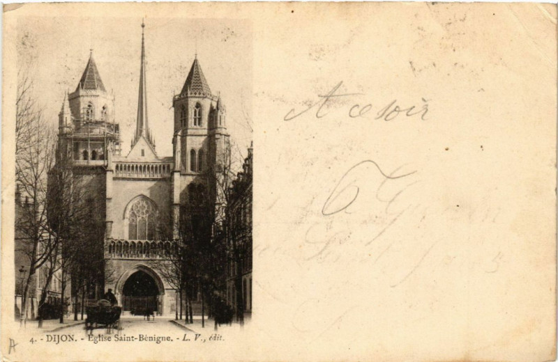 Carte postale ancienne Dijon - Eglise Saint-Benigne à Dijon