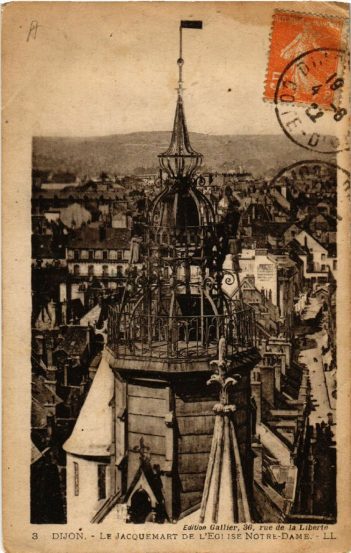 Carte postale ancienne Dijon - Le Jacquemart de Eglise Notre-Dame à Dijon