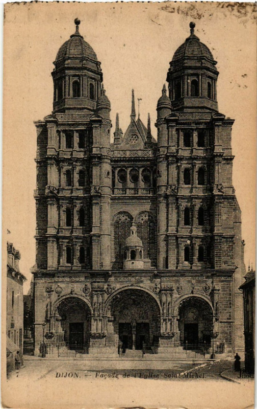 Carte postale ancienne Dijon - Facade de Eglise Saint-Michel à Dijon