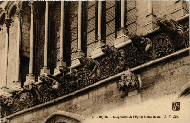 Carte postale ancienne Dijon - Gargouilles de Eglise Notre-Dame à Dijon